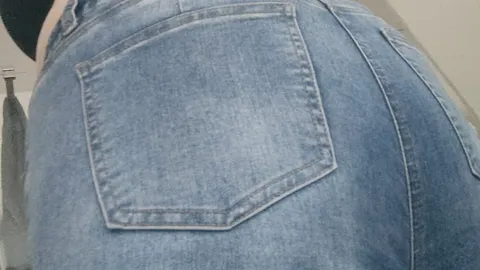mein dicker Prachtarsch braucht dich đ schau dir das an - im Slip