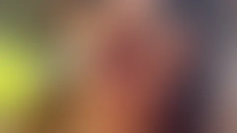 Aus der Video-on-Demand-Serie... Eine meiner Lieblingsnutzerinnen ❤️ wünschte sich ein Video, in dem ich in einer Bar sitze und einen Kaffee bestelle ☕️, aber mit dem Löffel 🥄 meine feuchte M****i 🍩