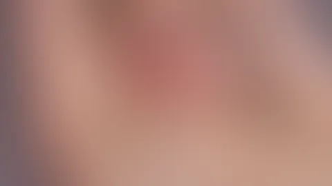 Ans Bett gefesselt... đ„” die volle Galerie und das Video finden du im Feed... đ„”đ„”
