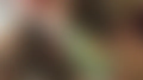 Ich liebe Kinky Partys!! …so viele Menschen die einfach alle gleich drauf sind wie man selbst und nur feiern und f**ken wollen 😜🥳💦 Auf Teufel komm raus. Lieben wir ❤️(Clip 10sek)
