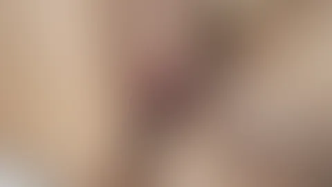 Du hattest einen stressigen Arbeitstag? Stell dir vor, ich warte genau so auf dich 🔥😘 Nackt am Bett mit gespreizten beinen unf feuchter M****i 😎
