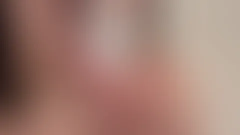 Ich war so geil eben unter der Dusche🙈 musste er mir mit dem Satiysfyer erstmal richtig geben! Ich liebe Orgasmen!