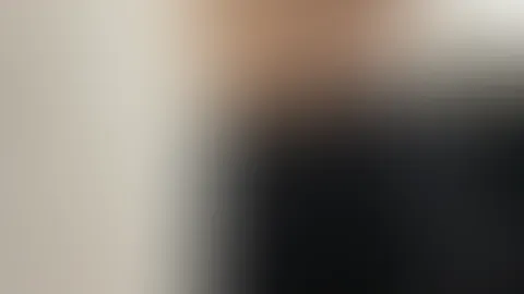 Kein BH, freier Blick auf meine Brüste. 😏🔥