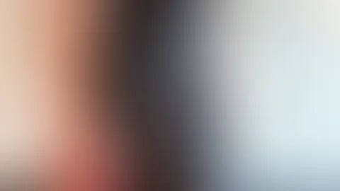 eigentlich hatte ich ein date ausgemacht und mich fertig gemacht. Dann, als ich grade los fahren wollte war, der typ nicht mehr in meiner liste und ich hab ohn nicht mehr erreicht... ich glaube er hat