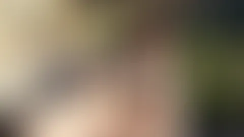 Gartenspaß mit Dildo