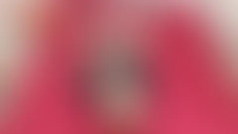 Wie gefällt dir meine Lederwoche bisher? 😏 Ich hab mir echt Mühe gegeben und jetzt bist du dran. Komm in den Chat und verrat mir, was du davon hältst. Wer weiß, vielleicht wartet dort sogar ein schön