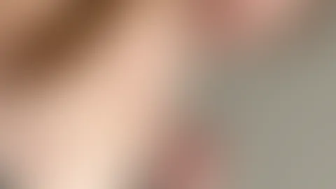 Lust auf heisse Nippel? Ich liebe es geknabbert zu werden, meld dich, ich bin heiss 💦