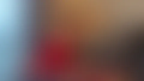 Hier erzähle ich euch wie ich zum Swingen gekommen bin und wie das erste Mal im Swingerclub für mich war. Spoiler: Ich war natürlich super aufgeregt, wusste nicht was ich anziehen sollte und wie ich
