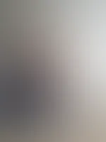 Bin ich die Art Mädchen, die du auf der Straße anhalten und mit mir über deine Fantasien reden würdest? 😈💋