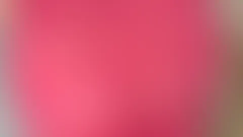 Heiß, verspielt und ein bisschen frech… 💕 Dieses Outfit fühlt sich genauso gut an, wie es aussieht – und ich wette, du würdest es gerne selbst sehen 😉 Magst du es eher unschuldig… oder doch ein biss