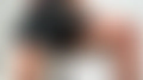 Warst du auch schön artig? Oder bekommst du gleich noch die Rute zu spüren?