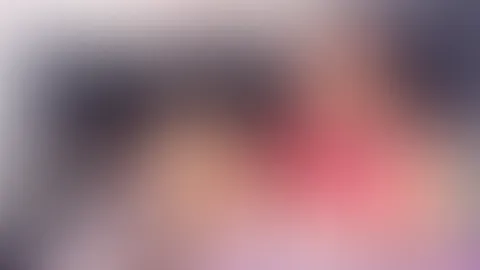 Ich spritze heimlich auf den Tisch von meinem Nerd Mitbewohner :-)