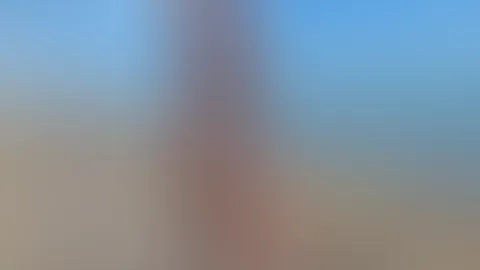 Oh, was für eine wunderschöne Location… fast keine Menschen 😏 Ruhe, Meer, Sonne… Vielleicht etwas Versautes hier machen? 💦 Wer unterstützt die Idee?