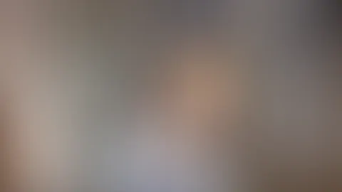 Erotik ist meine große Leidenschaft, die mich in vielerlei Hinsicht inspiriert und fasziniert. Sie eröffnet mir eine Welt voller Sinnlichkeit und Intimität, die ich mit Begeisterung erkunde.