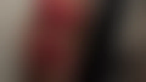 Na , hilfst du mir beim Haushalt oder schaust du nur zu ? 🫦😈