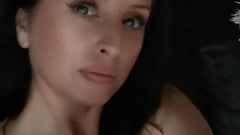 Mich mit meinem Dildo verwöhnen
