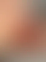 Sexy Ostergrüße ihr lieben 🫶 wurde ordentlich durch gevögelt am WE. Heute mal chillen auf der Couch. 😘