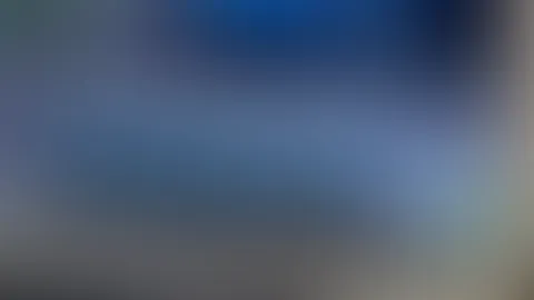 Es ist so gut wie vollbracht! Tagelang die Kleinstteilbearbeitunt hat sich wirklich gelohnt. Es ist natürlich nicht an allen Stellen perfekt, ganz manchmal hört man noch ein kleines klacken, doch es i