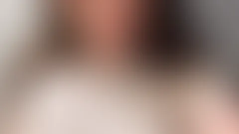 Ich habe gerade Kleidung ohne BH anprobiert