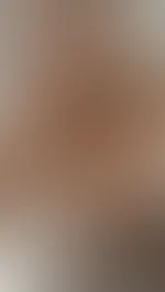 Bist du auch gerade so geil wie ich? Stell dir vor es wäre dein Saft, der da von meiner Zunge tropft! 🥵💦 Das wäre doch jetzt geil, oder?