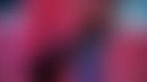 Ich glaube ich verliere mein Hösschen magst du mir mal helfen?💕😍