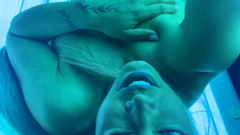 Solarium Nude in Public XTREME