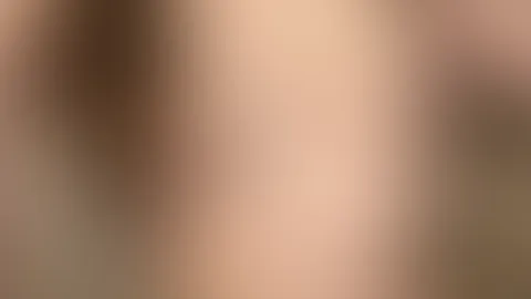 hilfst du mir beim massieren?