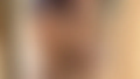 Wer solche Freundinnen hat der braucht keine ........🤤
