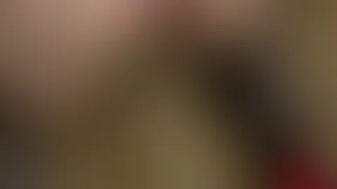 Titten gebunden, Plug im A***h und geil an der M****i gespielt
