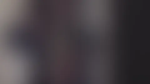 Im Stasiknast weht ein anderer Wind. Ich hätte mir nie vorstellen können, wie hart der Wind ist, der dortweht. Aber wahrscheinlich hätte ich mich auch nicht vom Oberleutnant erwischen lassen sollen. U