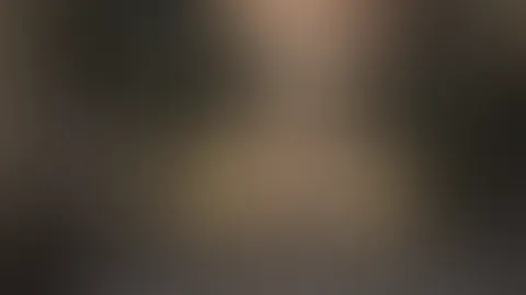 Kein Entkommen. Kein Safeword. Nur reine elektrische Lust.