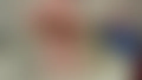 Heiße Sohle! Flutschig und sanft an deinem S*****z! Ich öle meine Füße und vor allem meine Sohlen ein und du kannst es in bester Qualität genießen! Stell dir vor wie meine flutschigen Füße an deinem S