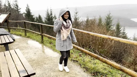 War das okay?! Mieses Wetter, geiler F**K! Outdoor C******E!