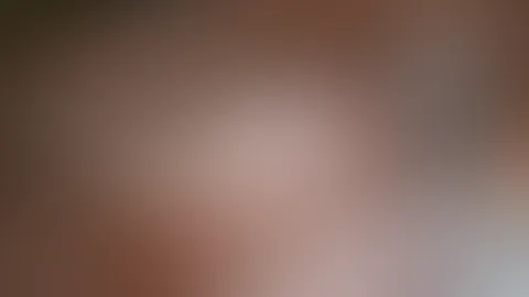 Kommst Du zu/ in/ auf Mommy?