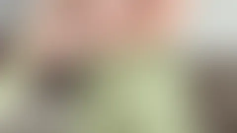 Dildo reiten ib Meinem grünen Kleid ❤️
