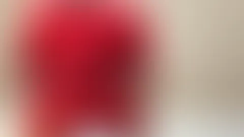 Heute halten wir alle ganz fest die Daumen für unsere Bayern ❤️🔴⚪️ Mia san Mia — wir glauben, wir kämpfen, wir fiebern mit! 💪 Wer fiebert heute mit mir mit? Schreibt mir eure Vibes…