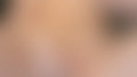 Meine Lieben, nach dem mich die Erkältungswelle auch erwischt hat, bin ich wieder gesund und habe heiße Gedanken. Du auch? Dann schreib mir. 💋