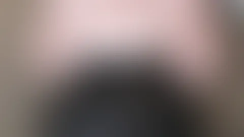 Baby ich twerke für dich im Latexrock🍑 Stehe in der Dusche und wackel mit meinem geilen A***h in Slowmotion für dich im engen Latexrock🤤 da gibt es noch ein Duschvideo in diesen Latexrock... würdest