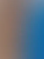 Mmmm jetzt das Höschen ausziehen und dann im Pool schön gef**kt werden! 💦💦
