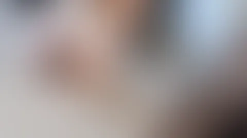 Ziemlich wenig Stoff fĂŒr so einen riesen A***h đ