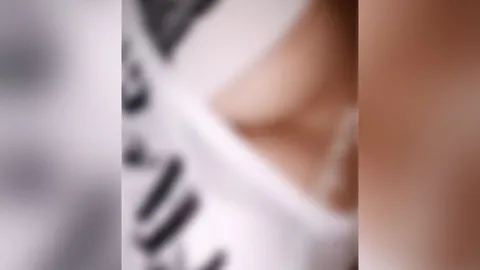 Titten spielen💦BH