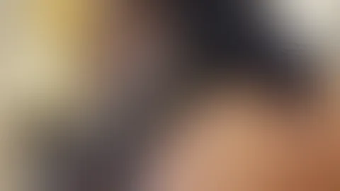Kiss or slap 🤭💋