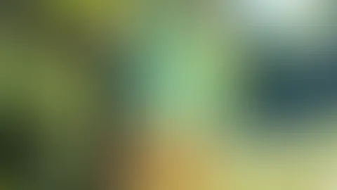 Auf dem Steg packe ich am hellichten Tag meine nackte Brust aus dem Sommerkleidchen aus..