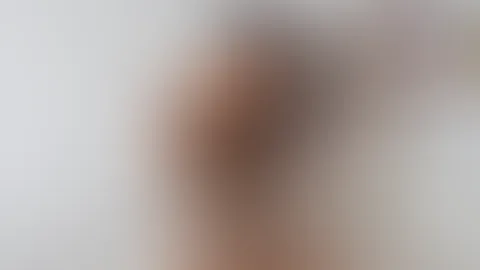 Spiele mit mir selbst nach einer kurzen heißen Strip-Session 🤭