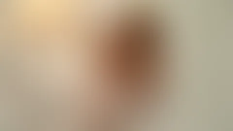 Die Fotoshootings mit ihr sind auch immer total geil, so erfrischend und süss! Manchmal bin ich von den Mädels immer wieder überrascht, wie schüchterne und eher unauffällige Mädels so aus sich herausg