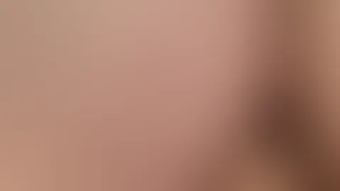 Willst du hören wie geil ich stöhne, während ich mich doppelt penetriere mit meinen zwei Big Dildo‘s? Der 17cm Dildo mit 5cm Umfang in meiner geilen feuchten P***y und der 19cm Dildo mit 4cm Durchmess