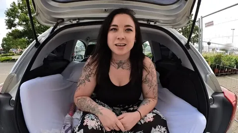 Dildospiele im Freien: Mein Abenteuer auf dem öffentlichen Parkplatz