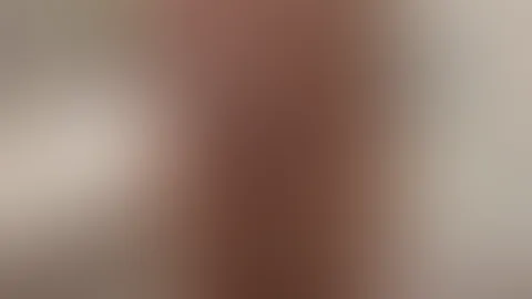 massiere meine Titten und p***y mit Creme