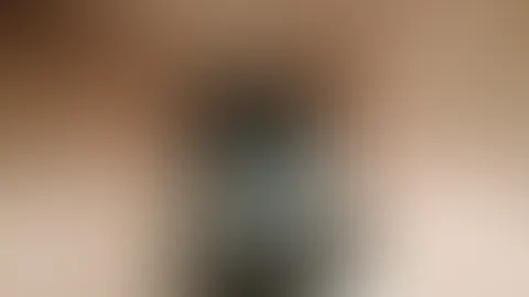 Aus meiner f***e läuft es nur so raus