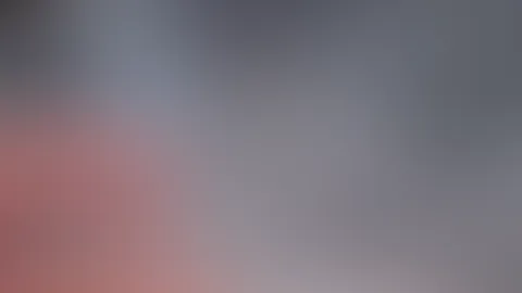 Mein erster Outdoor Orgasmus- Oh f**k... Im Whirlpool ging es heiß her. Ich war ganz alleine und dachte mir ich mache mich Mal nackig... Viele Gäste waren beim Abendessen und naja wenn mal einer vorbe